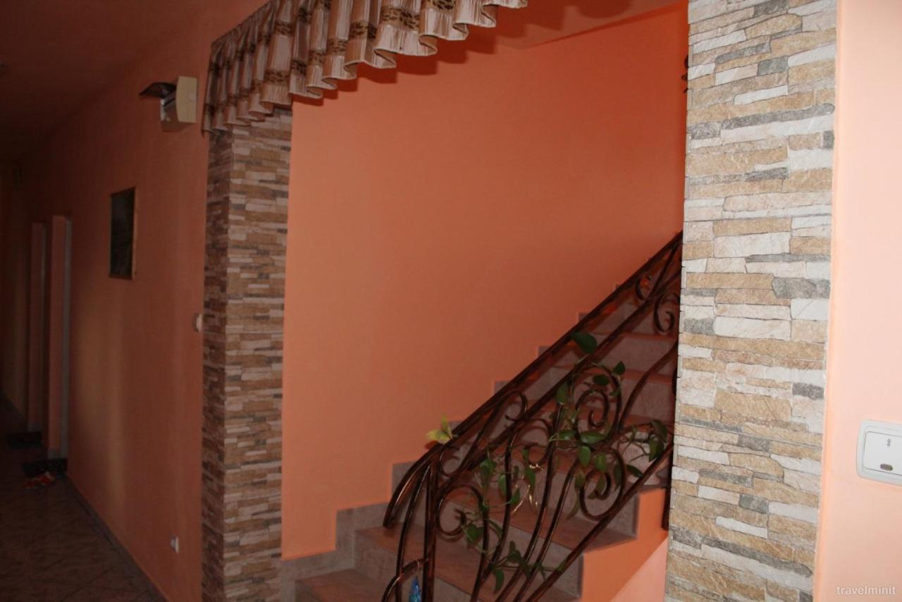 Szasz&Szasz Panzio Bed and Breakfast Gheorgheni  Buitenkant foto