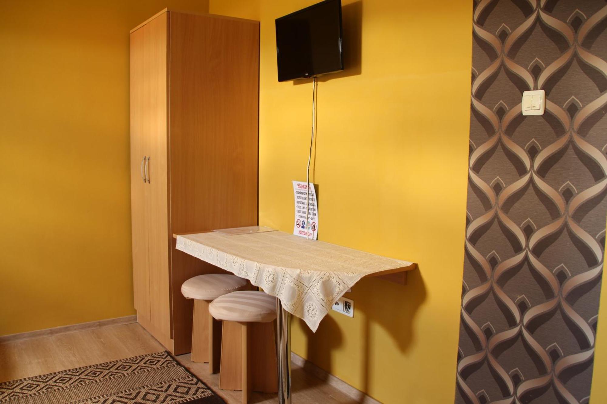 Szasz&Szasz Panzio Bed and Breakfast Gheorgheni  Buitenkant foto