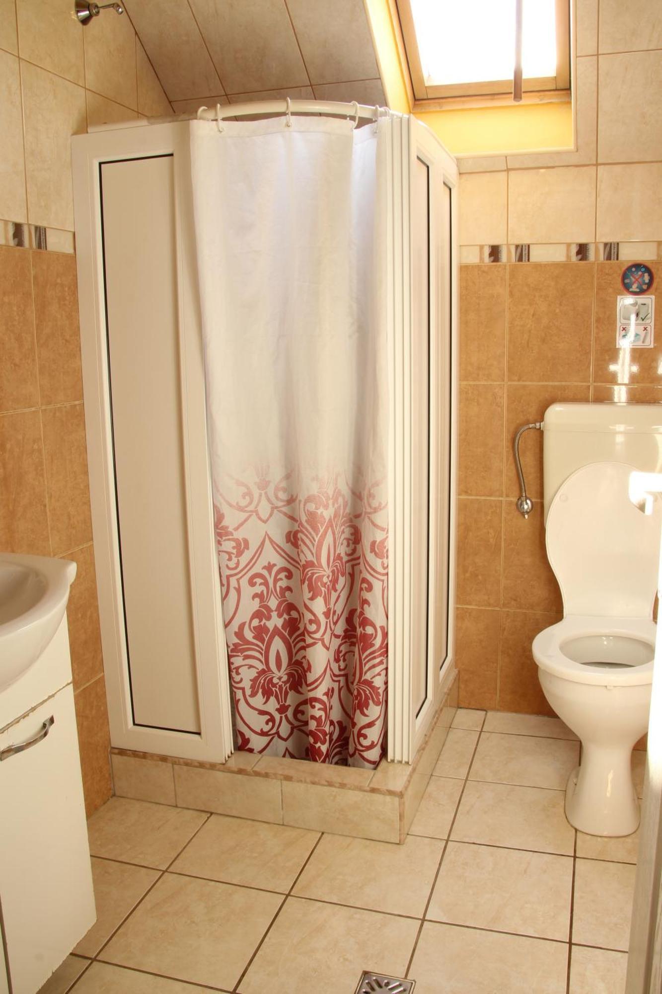 Szasz&Szasz Panzio Bed and Breakfast Gheorgheni  Buitenkant foto