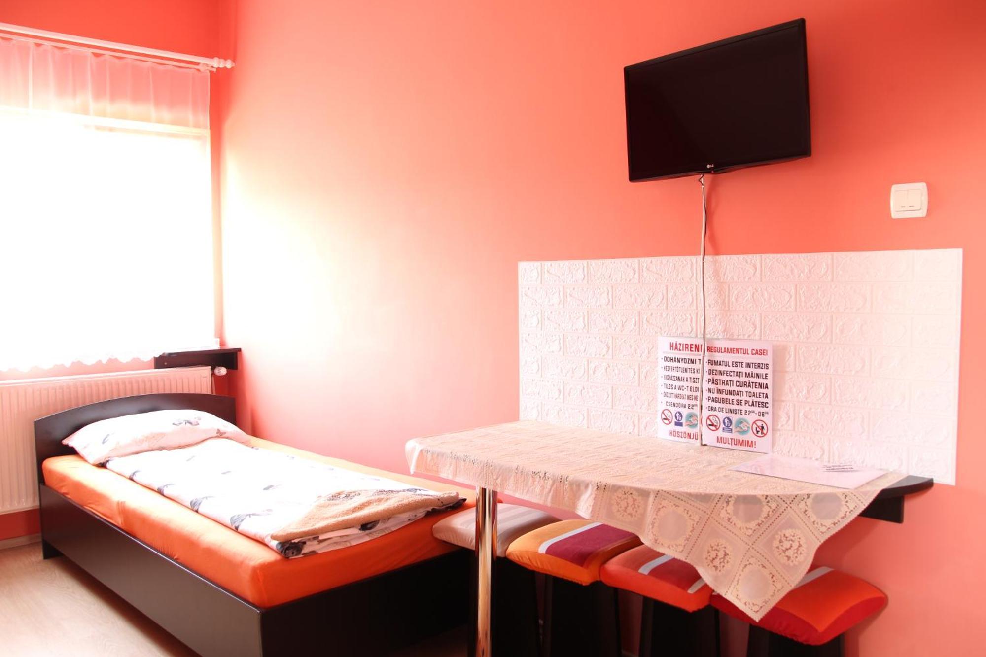 Szasz&Szasz Panzio Bed and Breakfast Gheorgheni  Buitenkant foto